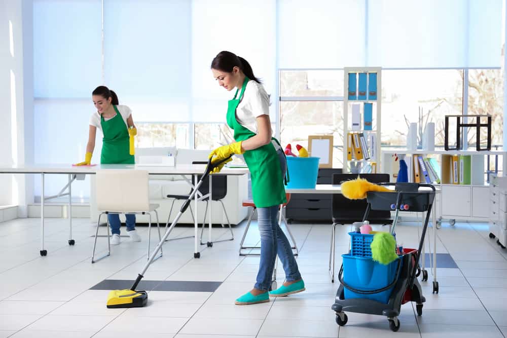 10 Ways a Professional Cleaning Service Benefits Airbnb Hosts - Blog